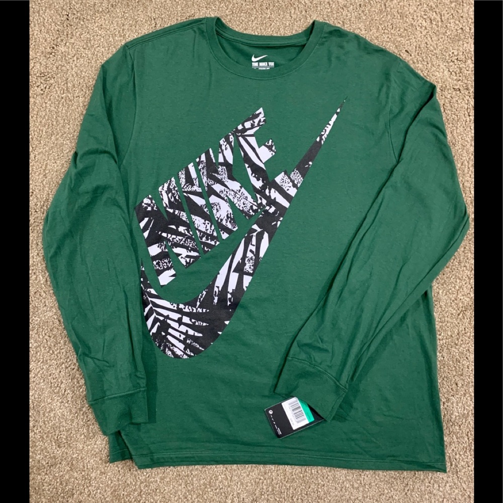Nike long sleeve